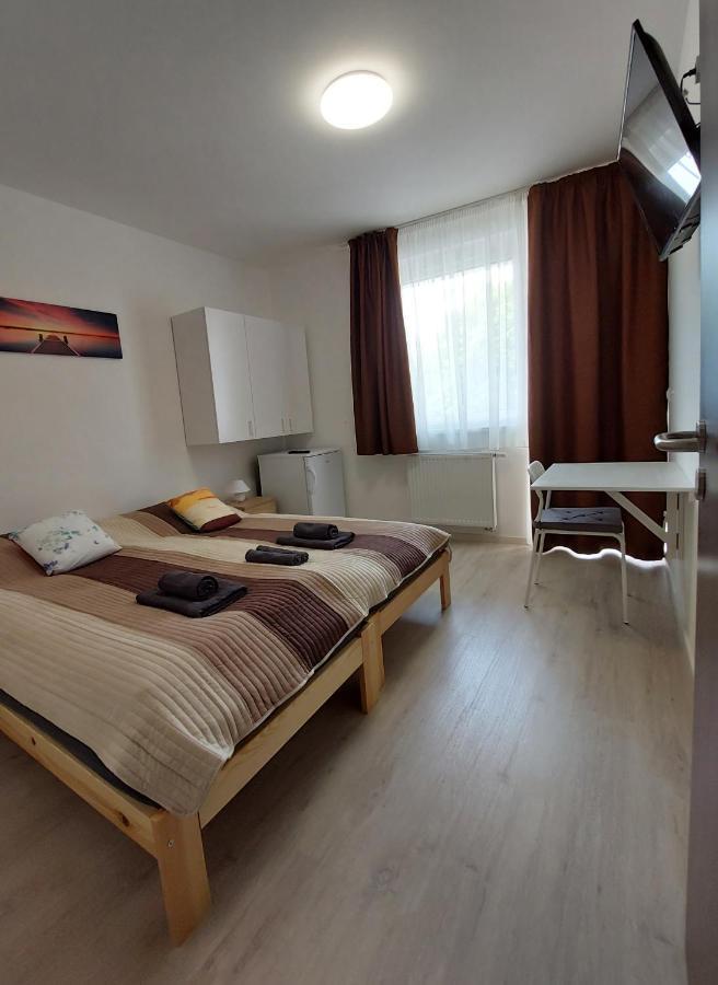 Arsenal House Budapest Eksteriør bilde